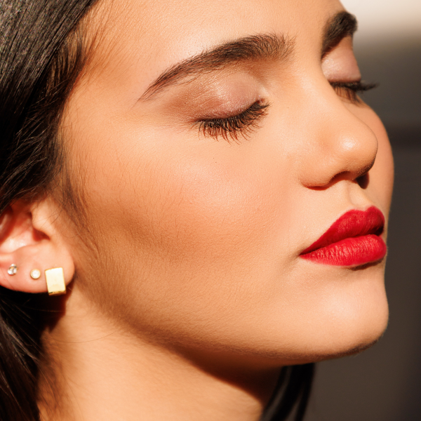 TOTALLY EYE-CONIC COLLECTION 